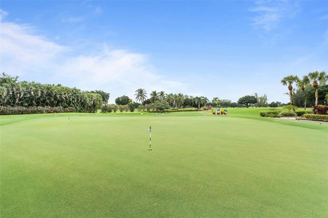 9420 S Hollybrook Lake Drive 206, Pembroke Pines, FL 33025