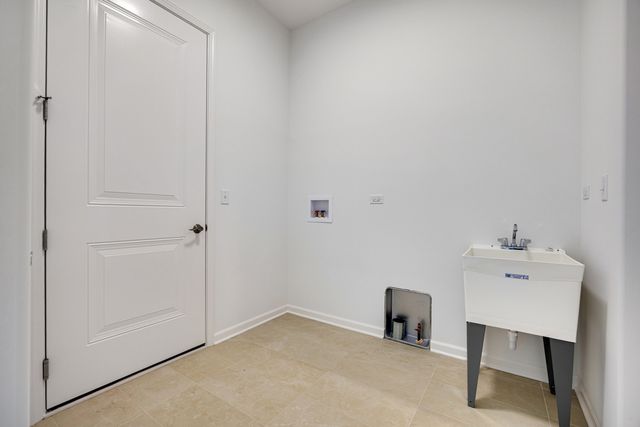 2907 Pioneer Oaks Drive, Ringwood, IL 60072