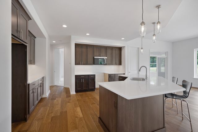 2907 Pioneer Oaks Drive, Ringwood, IL 60072