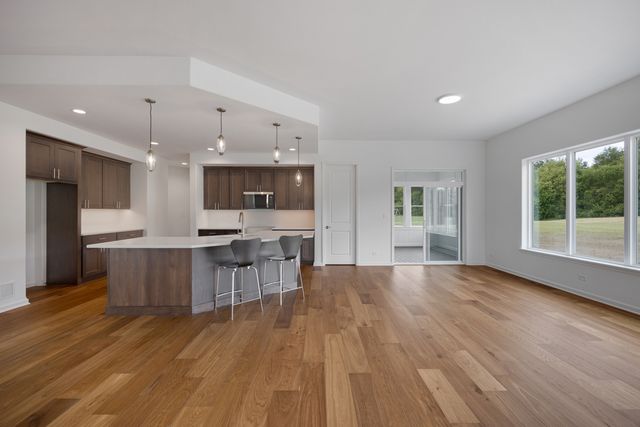 2907 Pioneer Oaks Drive, Ringwood, IL 60072