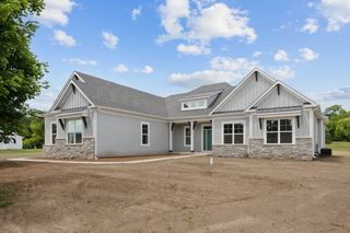2907 Pioneer Oaks Drive, Ringwood, IL 60072