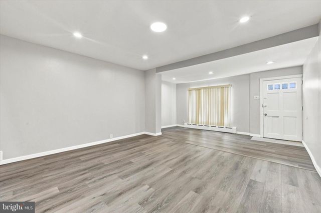 2557 S 61ST ST, Philadelphia, PA 19142