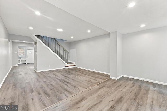 2557 S 61ST ST, Philadelphia, PA 19142