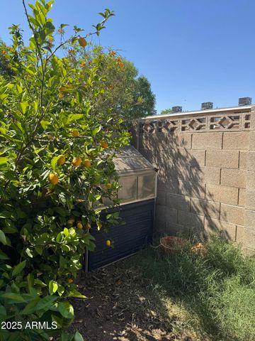 5363 N Black Canyon Highway, Phoenix, AZ 85015