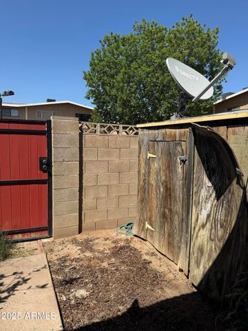 5363 N Black Canyon Highway, Phoenix, AZ 85015