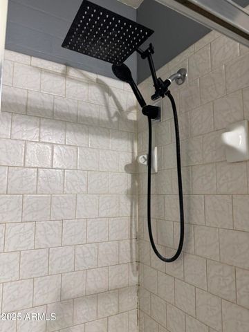 5363 N Black Canyon Highway, Phoenix, AZ 85015