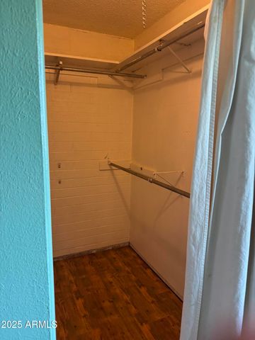 5363 N Black Canyon Highway, Phoenix, AZ 85015