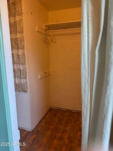 5363 N Black Canyon Highway, Phoenix, AZ 85015