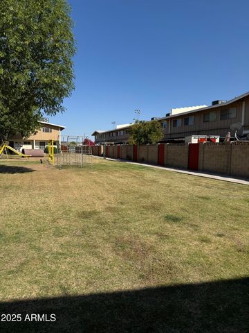 5363 N Black Canyon Highway, Phoenix, AZ 85015