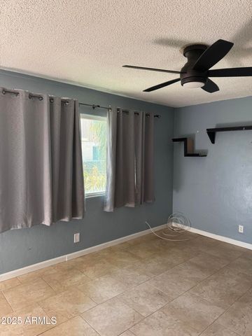 5363 N Black Canyon Highway, Phoenix, AZ 85015