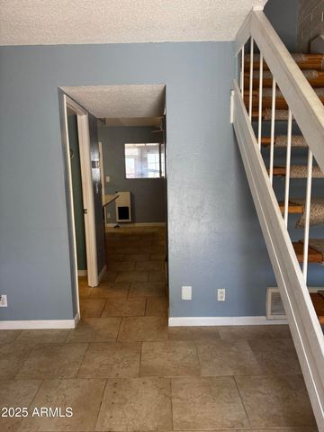 5363 N Black Canyon Highway, Phoenix, AZ 85015