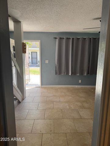 5363 N Black Canyon Highway, Phoenix, AZ 85015