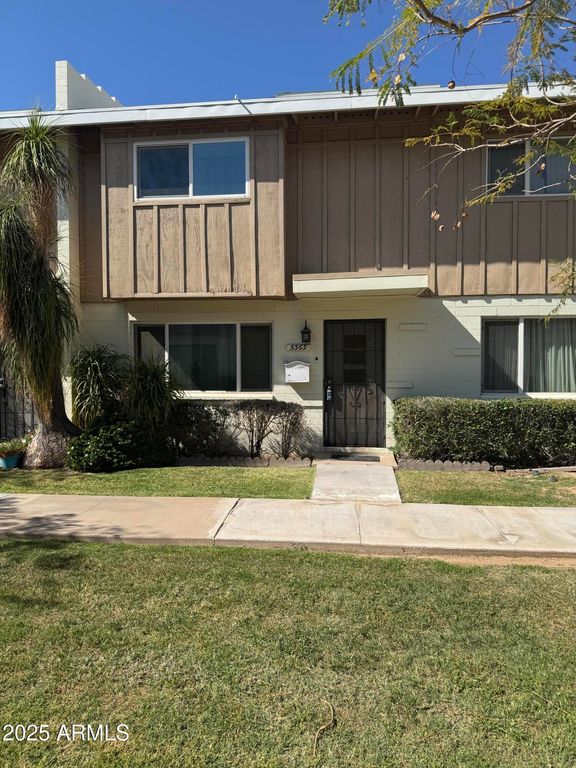 5363 N Black Canyon Highway, Phoenix, AZ 85015