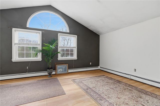 36 Brayton Road, Smithfield, RI 02917