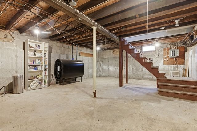 36 Brayton Road, Smithfield, RI 02917