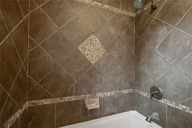 4633 Haverhill, Corpus Christi, TX 78411