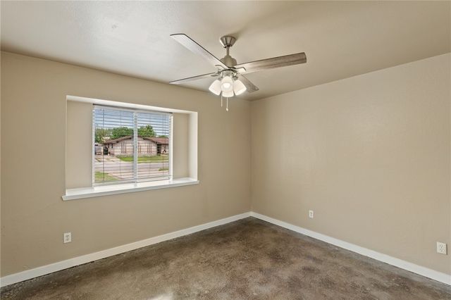 4633 Haverhill, Corpus Christi, TX 78411