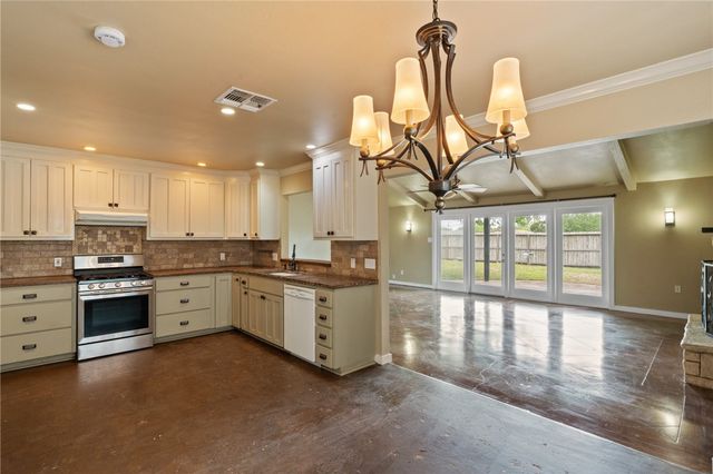 4633 Haverhill, Corpus Christi, TX 78411