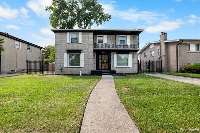 24561 Seneca Street, Oak Park, MI 48237