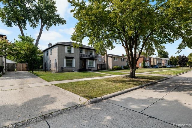 24561 Seneca Street, Oak Park, MI 48237