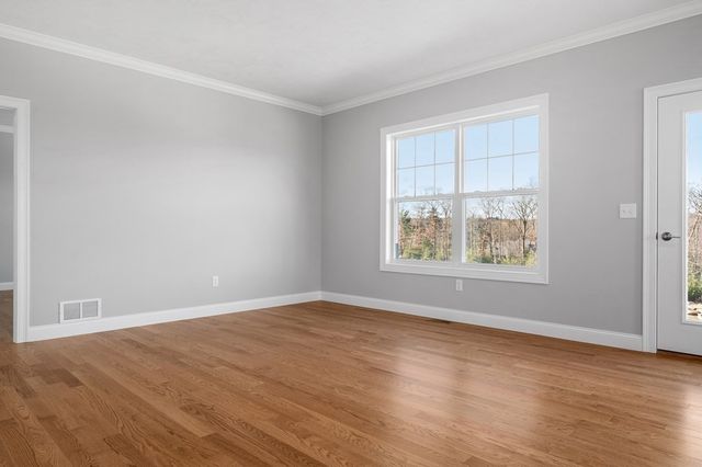 161 Rolling Ridge Drive 93, Northbridge, MA 01588