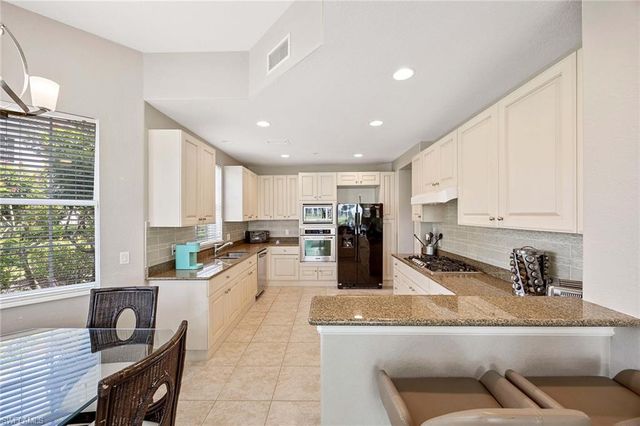 2717 Callista CT 104, Naples, FL 34114