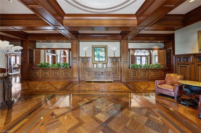 2717 Callista CT 104, Naples, FL 34114