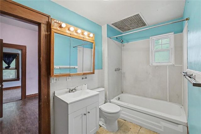 2002 Chester Street, Kansas City, KS 66103