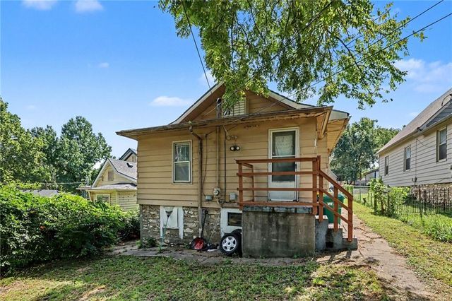 2002 Chester Street, Kansas City, KS 66103