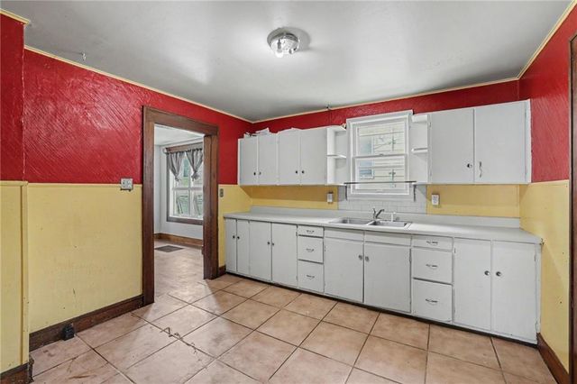 2002 Chester Street, Kansas City, KS 66103