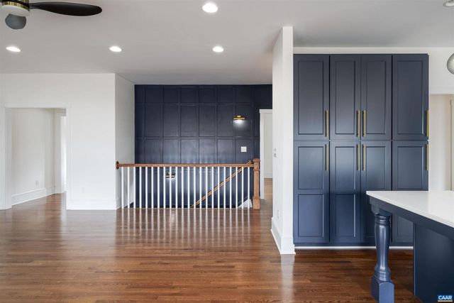 329 CARRSBROOK DR, Charlottesville, VA 22901