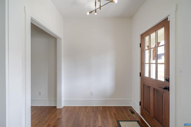 329 CARRSBROOK DR, Charlottesville, VA 22901