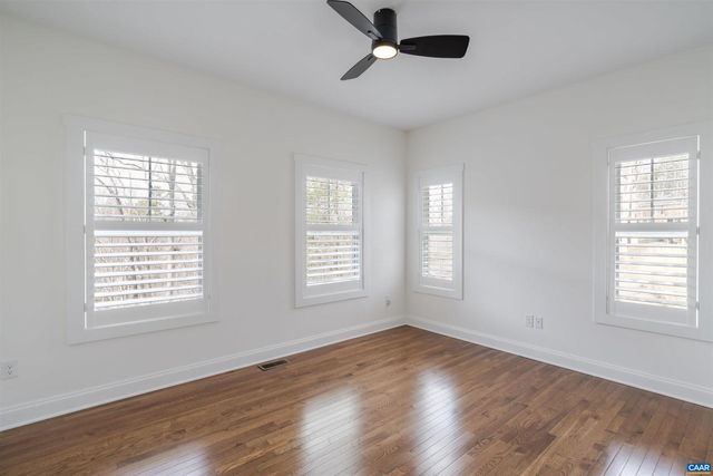 329 CARRSBROOK DR, Charlottesville, VA 22901