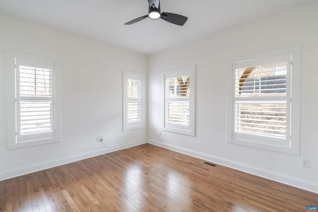 329 CARRSBROOK DR, Charlottesville, VA 22901