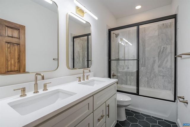 329 CARRSBROOK DR, Charlottesville, VA 22901