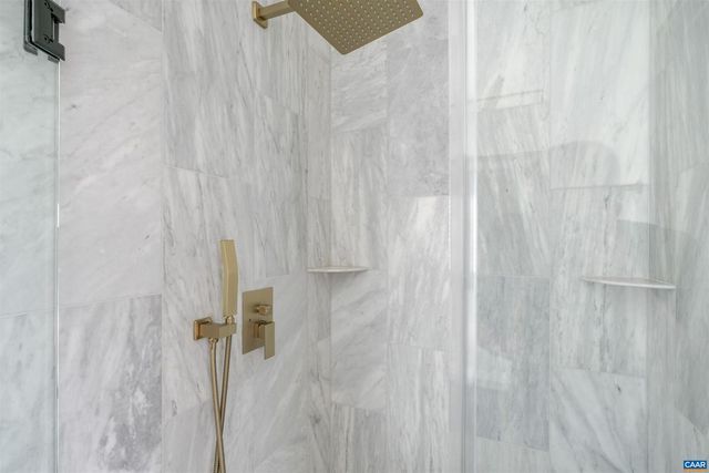 329 CARRSBROOK DR, Charlottesville, VA 22901