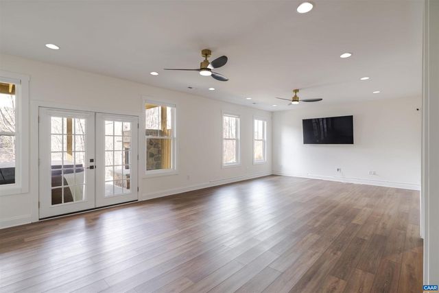 329 CARRSBROOK DR, Charlottesville, VA 22901