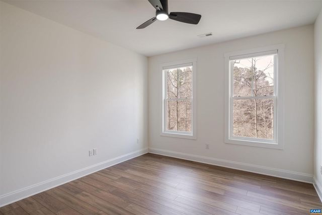 329 CARRSBROOK DR, Charlottesville, VA 22901