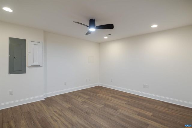 329 CARRSBROOK DR, Charlottesville, VA 22901