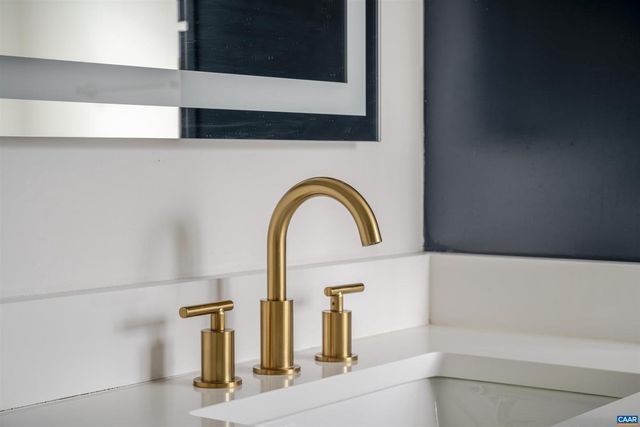 329 CARRSBROOK DR, Charlottesville, VA 22901