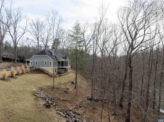 329 CARRSBROOK DR, Charlottesville, VA 22901