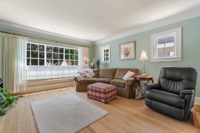 3018 Elm LANE, Racine, WI 53405