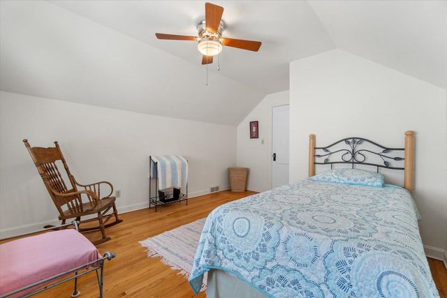 3018 Elm LANE, Racine, WI 53405