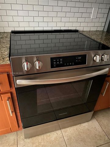 301 SW 135th Ave 209C, Pembroke Pines, FL 33027