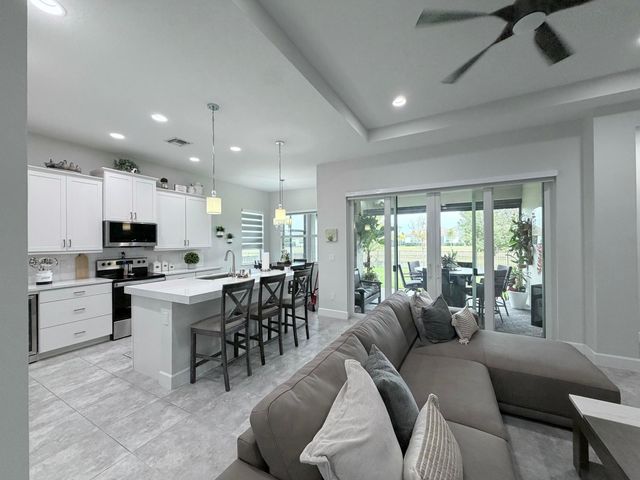 4572 Ambersweet Way, Westlake, FL 33470