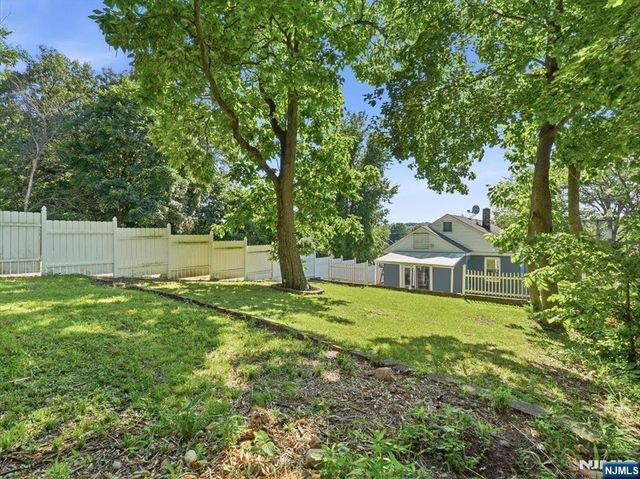 108 County Road, Tenafly, NJ 07670