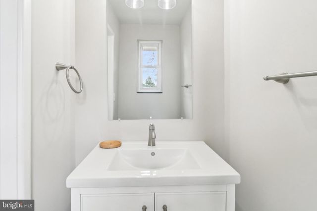 405 SOUTHWEST DR, Silver Spring, MD 20901