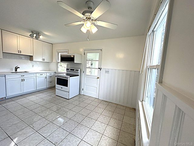 8 Ridge Street, Sleepy Hollow, NY 10591