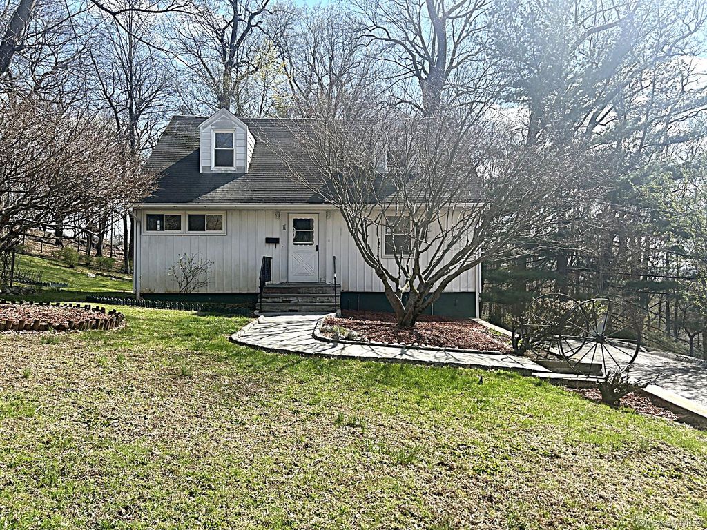 8 Ridge Street, Sleepy Hollow, NY 10591