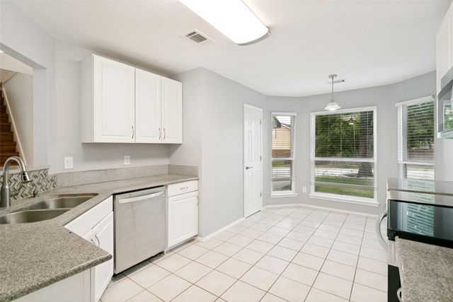 2236 Ryan Ridge, Grapevine, TX 76051